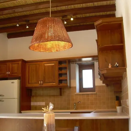 Ktima Charitini 2 度假居 Paphos