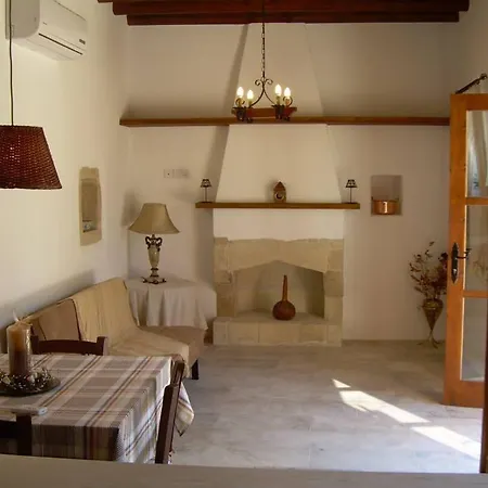 Nyaraló Ktima Charitini 2 *